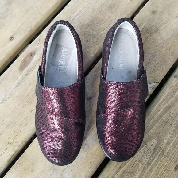 Alegria Lauryn Wine Wave Weave Iridescent Metallic Purple Slip-on Clogs 39 Wide - Picture 2 of 9